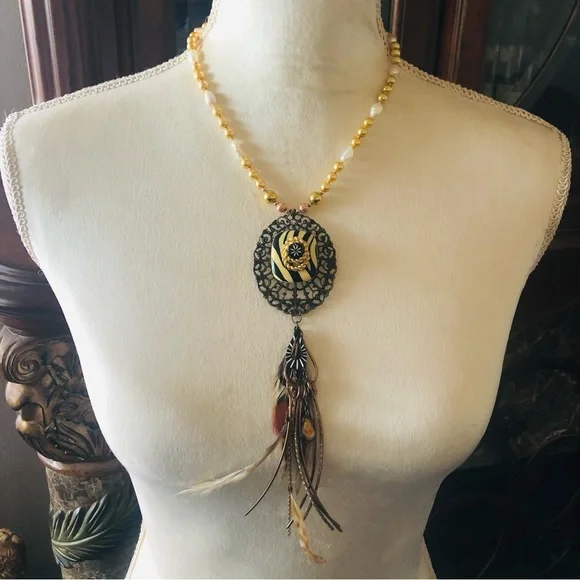 Handcrafted repurpose freshwater pearl feather claw Czech glass Pearl necklace